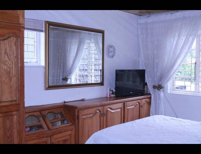 4 BEDROOM HOUSE FOR SALE IN KHARWASTAN
